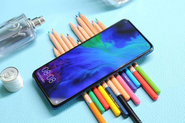 华为荣耀X10深度体验：实力全面均衡的5G手机石墨烯手机「华为荣耀X10深度体验：实力全面均衡的5G手机」
