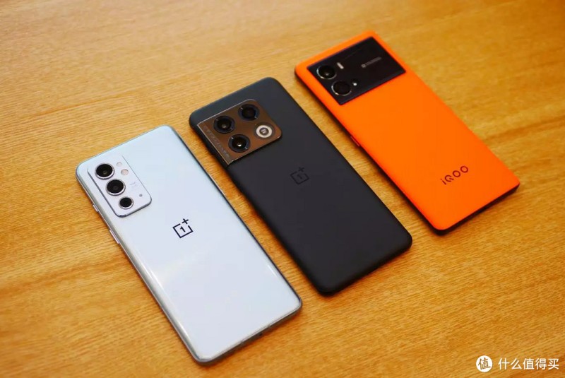 OPPO、vivo、华为、小米，到底哪一品牌的手机性价比更高呢？iq手机「OPPO、vivo、华为、小米，到底哪一品牌的手机性价比更高呢？」