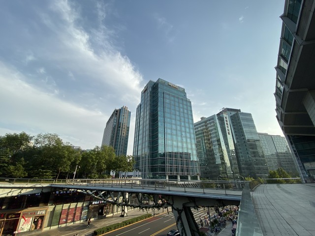 厮杀拍照 三星Note10+对比iPhone 11 Pro Max（审核不发） 