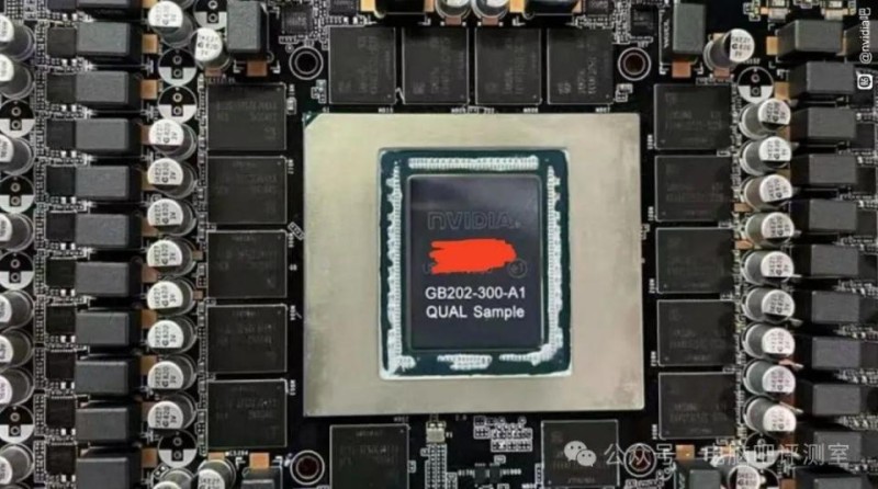 【硬件资讯】临近发布实物亮相？RTX 5090核心与PCB相继曝光！RTX 5070系列还有新变化？