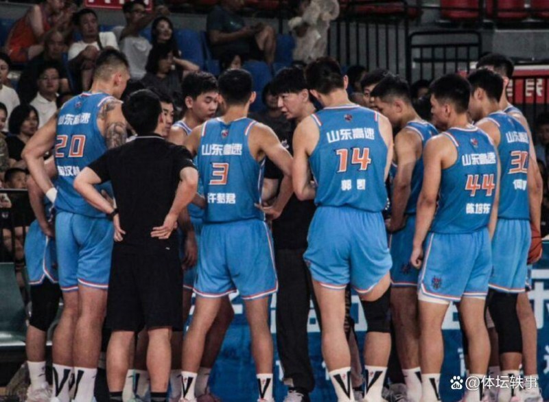山东男篮2将缺席，谁来限制周琦？杯赛一幕或再上演