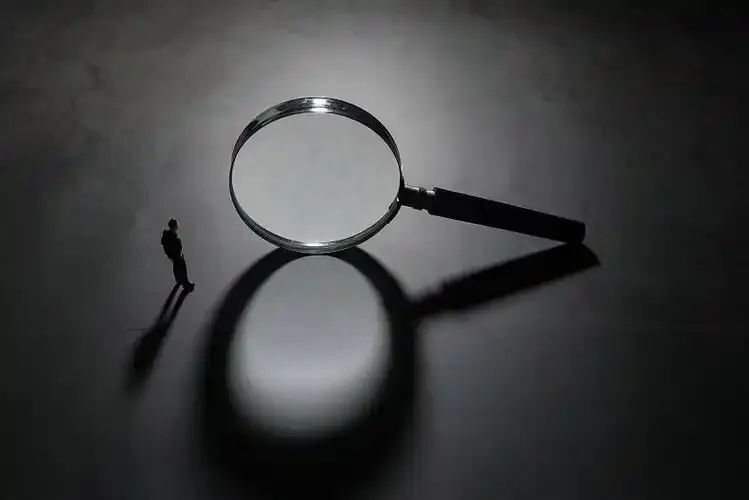 重磅突发！安诚财险总经理周炯任上落马，年初董事长被免职；2024年保费收入48.4亿……