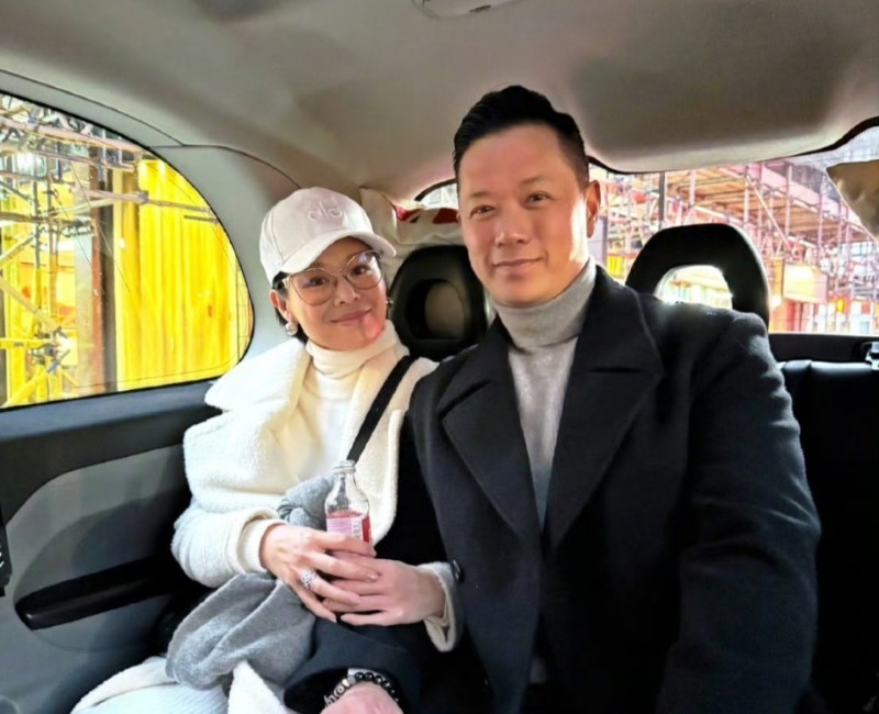 看不懂胡杏儿点赞李承德，那是你不懂婚姻的真相