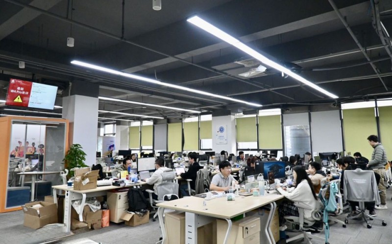 时空壶创始人兼首席执行官田力：科幻发烧友研发翻译耳机，想用“沟通创造连接” ｜ 创新创业深圳人㊵