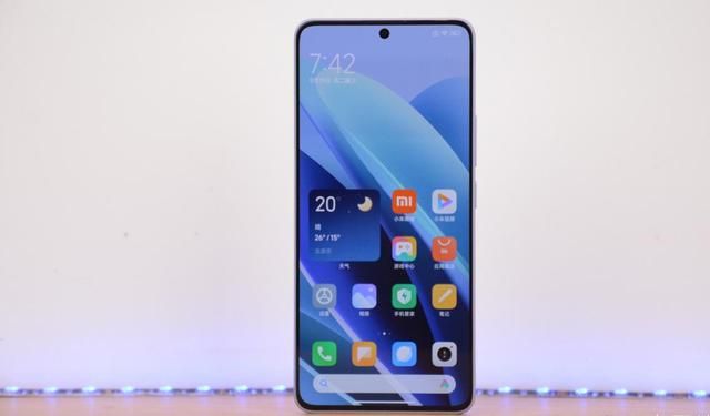 红米彻底“妥协”，12GB+256GB才卖1047元，太有性价比了手机红米「红米彻底“妥协”，12GB+256GB才卖1047元，太有性价比了」