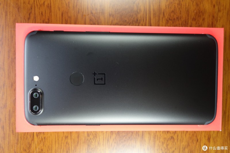 值得将就—一加5T 8+128GB版“全面屏”旗舰开箱