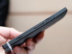 索尼LT26i 