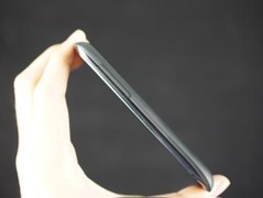 HTC T328w 黑色 侧面图 